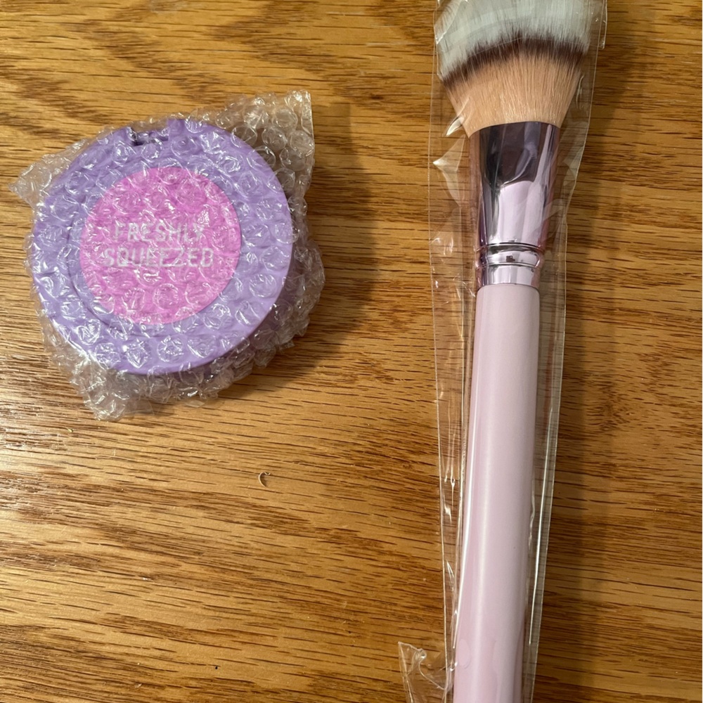 NWT In Bloom Blusher Set - Picture 2 of 6